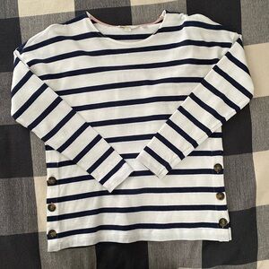Boden, long sleeve, navy stripes, with 3 buttons on the bottom of each side